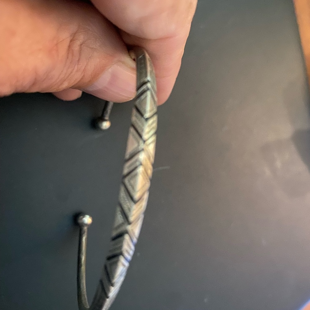 Silver Geometric Patterned Bracelet - Picture 2 of 3